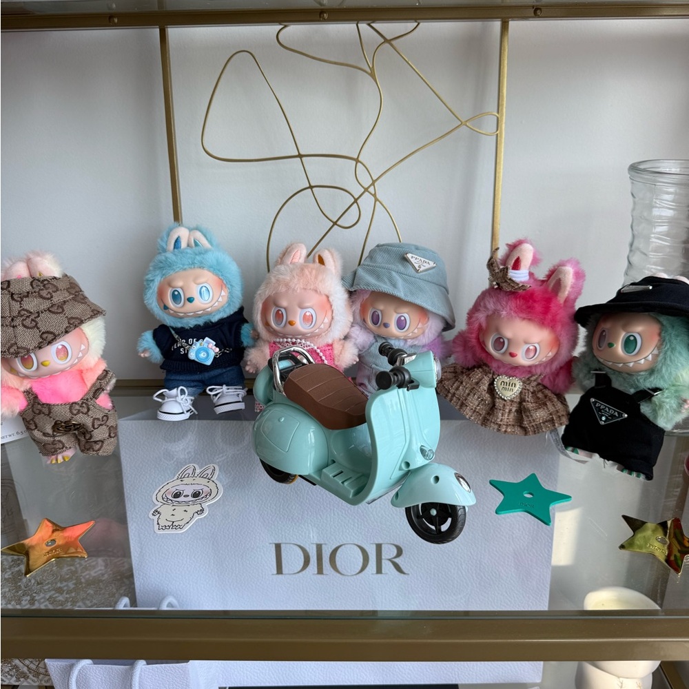 Labubu Big Into Energy Set (6 dolls)